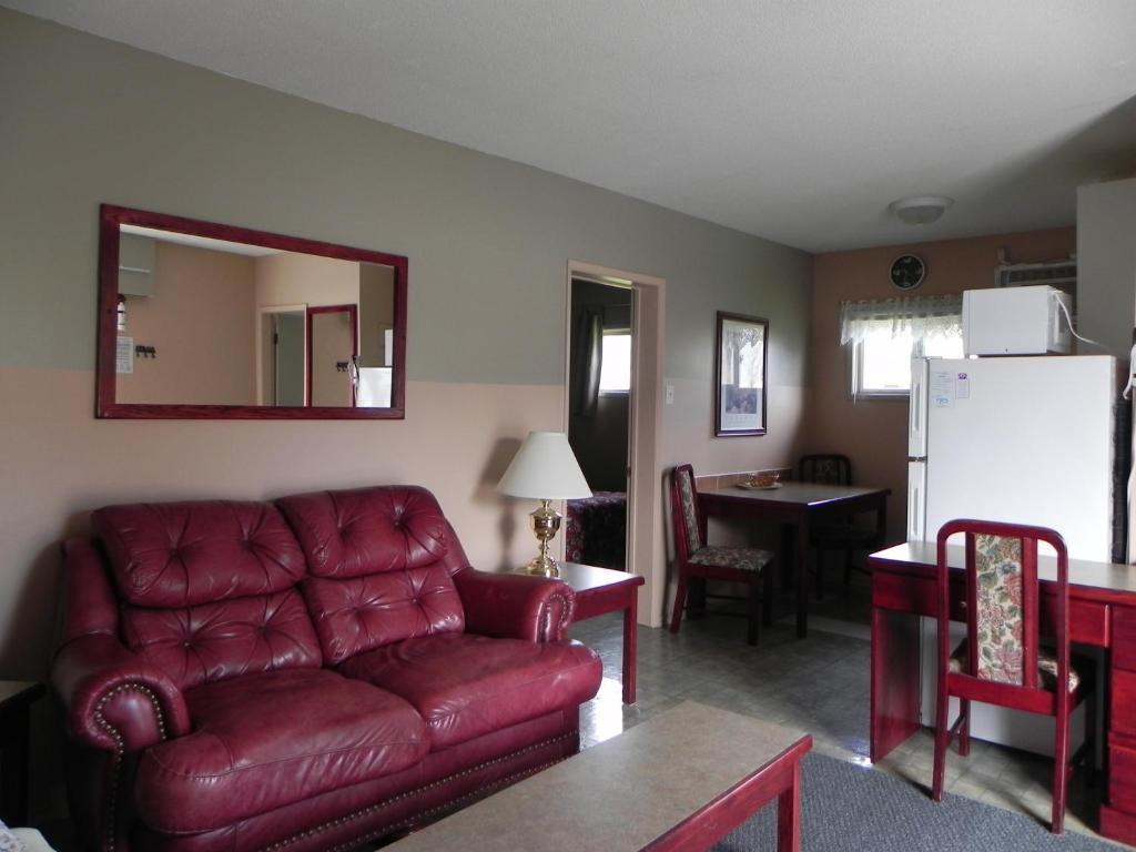 Destiny Beach Resort Osoyoos Habitación foto