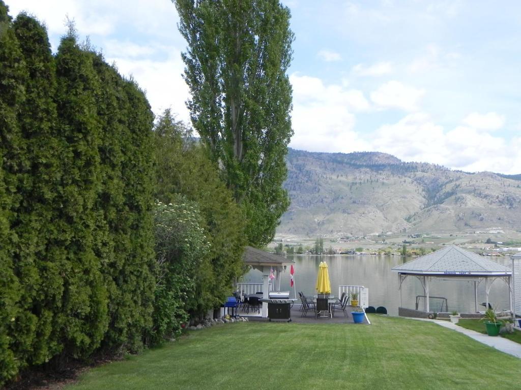 Destiny Beach Resort Osoyoos Habitación foto