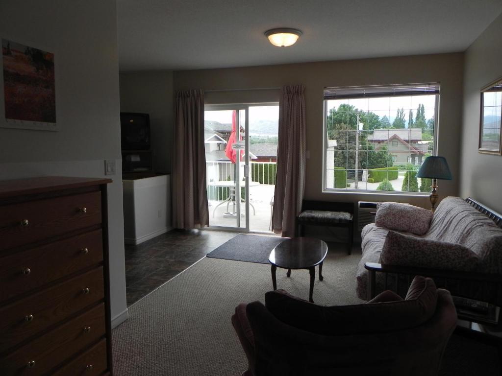 Destiny Beach Resort Osoyoos Habitación foto