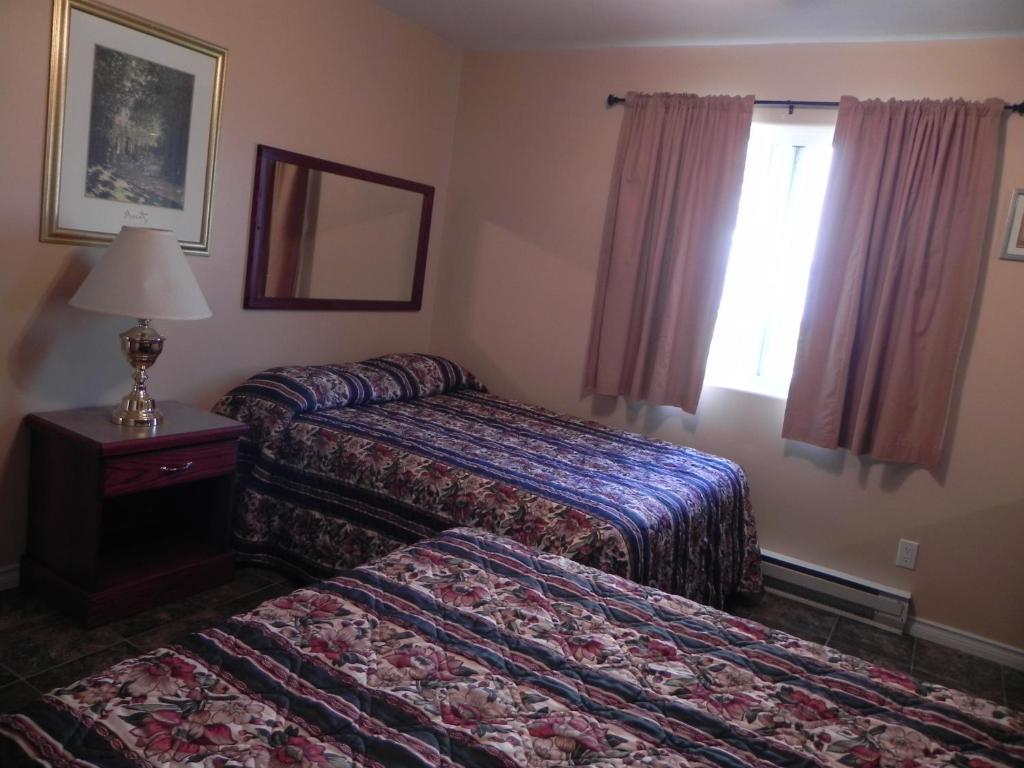 Destiny Beach Resort Osoyoos Habitación foto