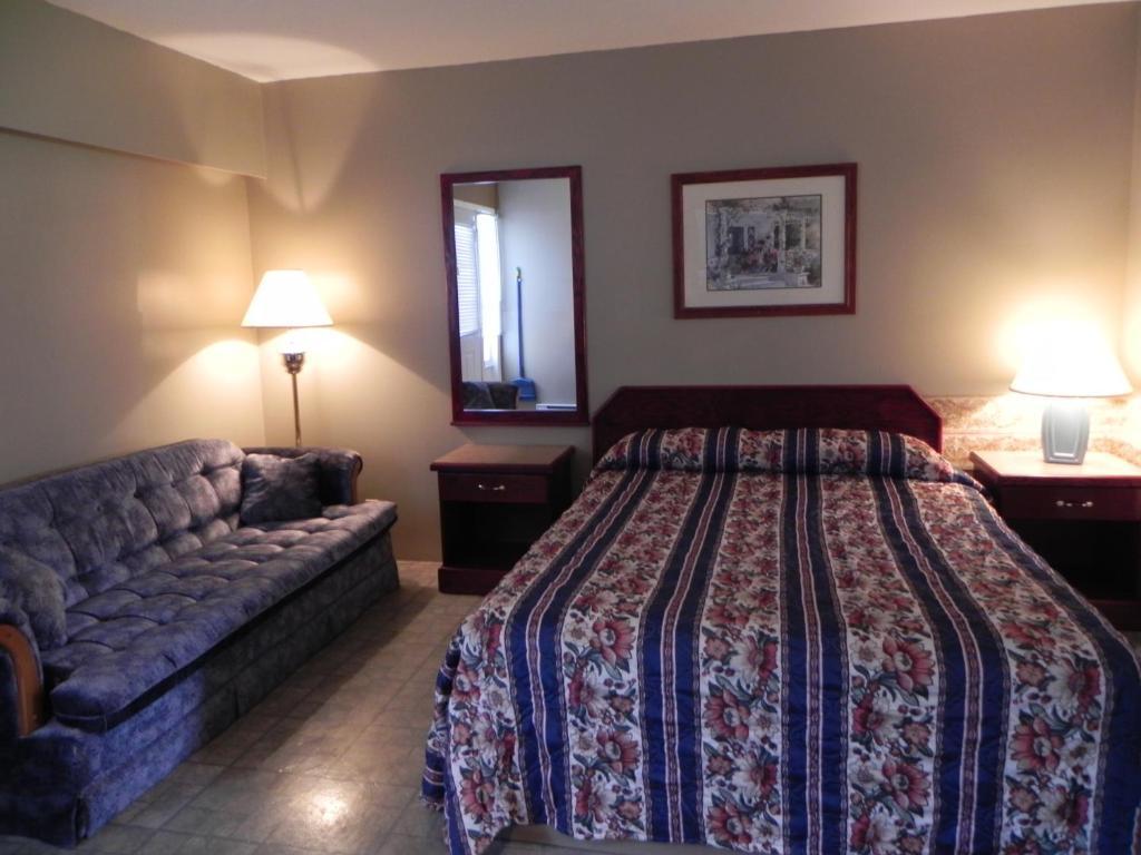 Destiny Beach Resort Osoyoos Habitación foto