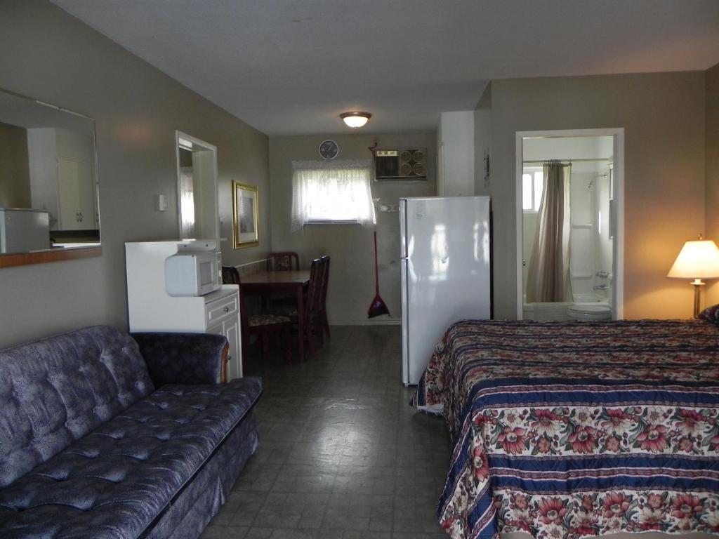 Destiny Beach Resort Osoyoos Habitación foto