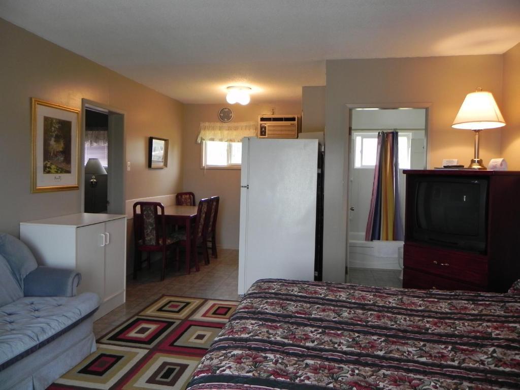Destiny Beach Resort Osoyoos Habitación foto