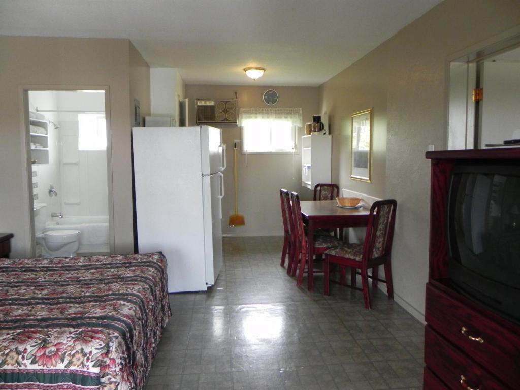 Destiny Beach Resort Osoyoos Habitación foto